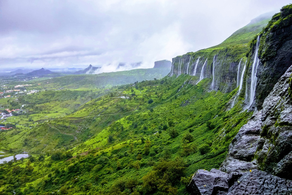 Meghalaya, the clouds, hills and double decker root bridges